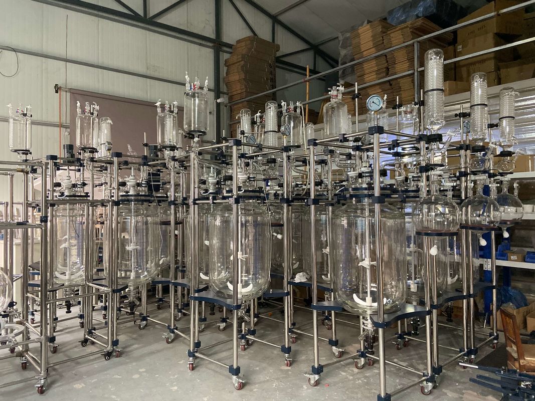 Heater / Chiller Optional Type Chemical Jacketed Glass Reactor